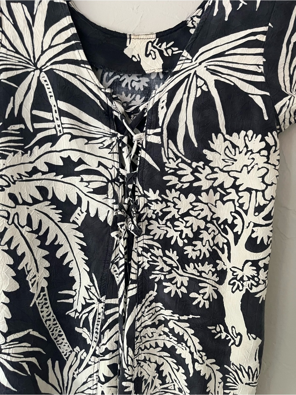 VINTAGE JAMS WORLD SHIFT DRESS IN TROPICAL PRINT BLACK IVORY S - Picture 4 of 5